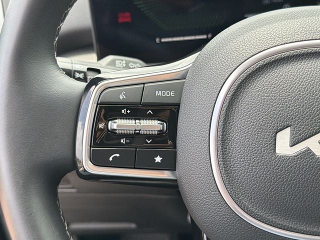 2025 Kia Sorento EX Certified Pre-Owned!!