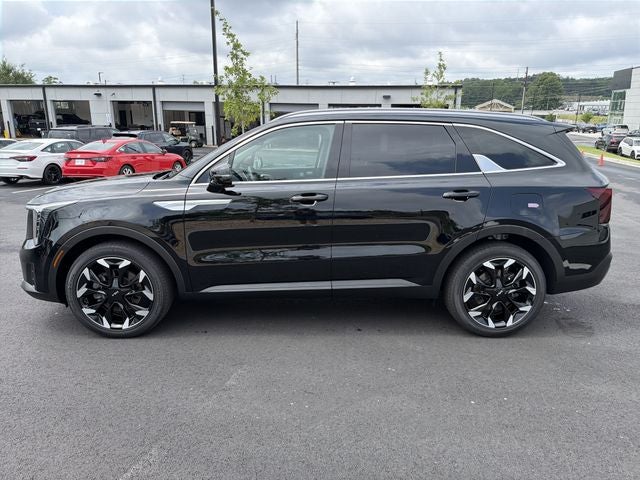 2025 Kia Sorento EX Certified Pre-Owned!!