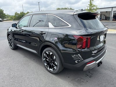 2025 Kia Sorento EX Certified Pre-Owned!!