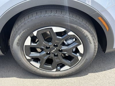 2025 Kia Sorento S Certified Pre-Owned!!