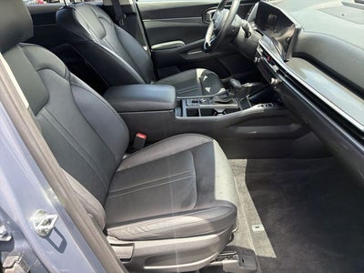 2025 Kia Sorento S Certified Pre-Owned!!