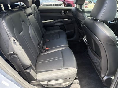 2025 Kia Sorento S Certified Pre-Owned!!