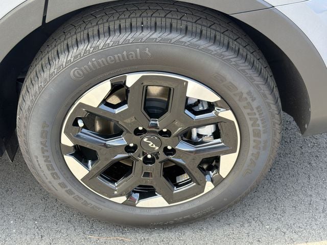 2025 Kia Sorento S Certified Pre-Owned!!
