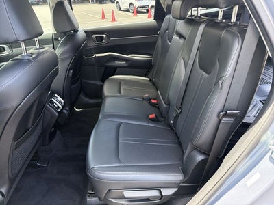 2025 Kia Sorento S Certified Pre-Owned!!