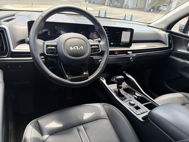2025 Kia Sorento S Certified Pre-Owned!!