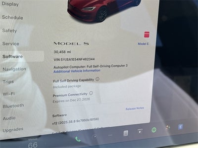 2022 Tesla Model S Base