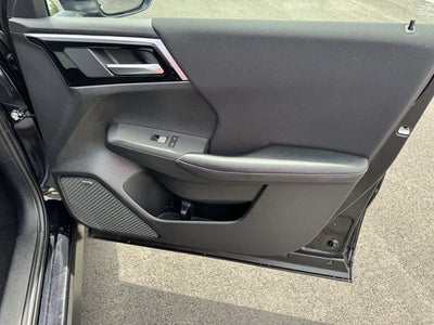 2025 Mitsubishi Outlander ES