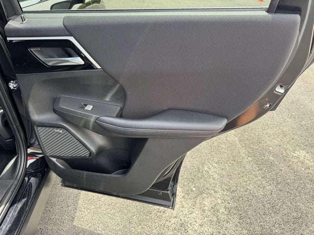 2025 Mitsubishi Outlander ES