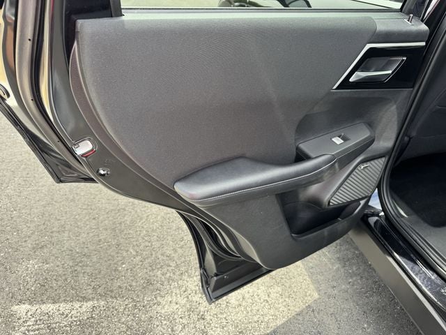 2025 Mitsubishi Outlander ES
