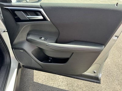 2025 Mitsubishi Outlander ES