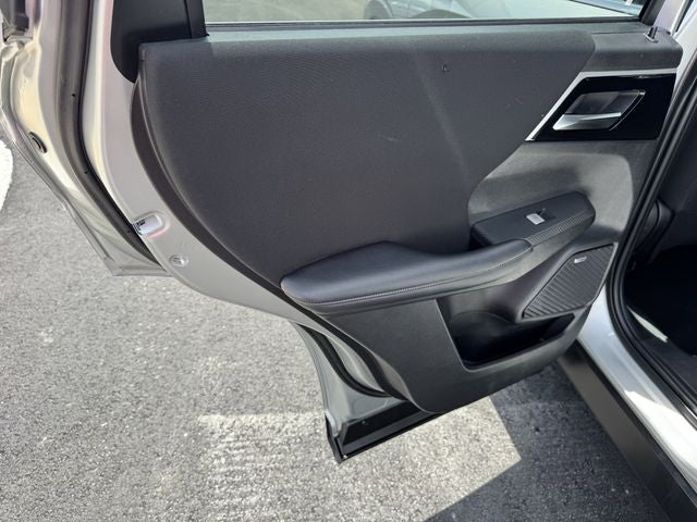2025 Mitsubishi Outlander ES