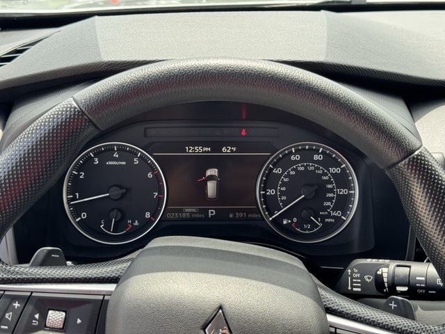 2025 Mitsubishi Outlander ES