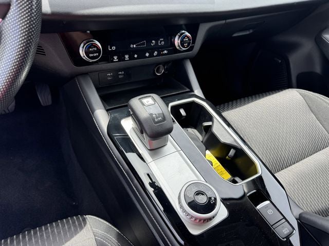 2025 Mitsubishi Outlander ES