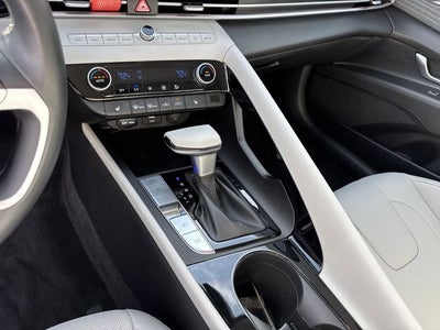 2023 Hyundai Elantra Limited