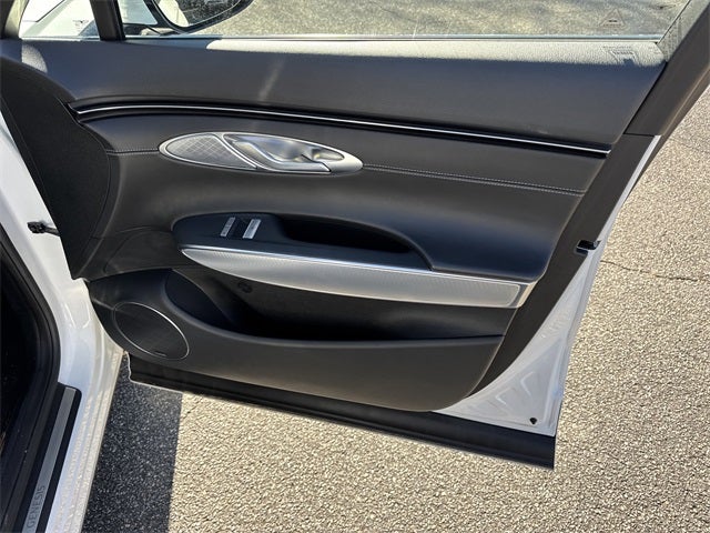 2022 Genesis GV70 2.5T