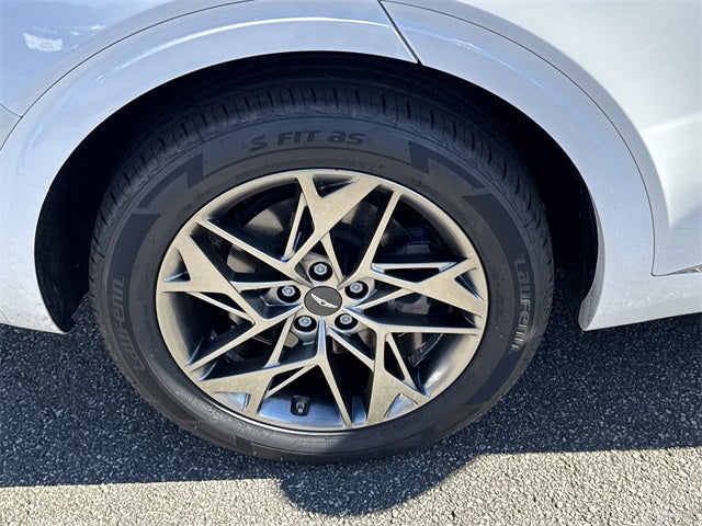 2022 Genesis GV70 2.5T