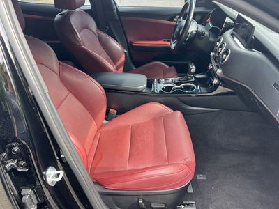 2022 Kia Stinger GT-Line