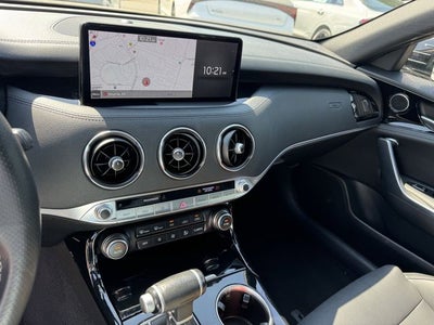2022 Kia Stinger GT-Line