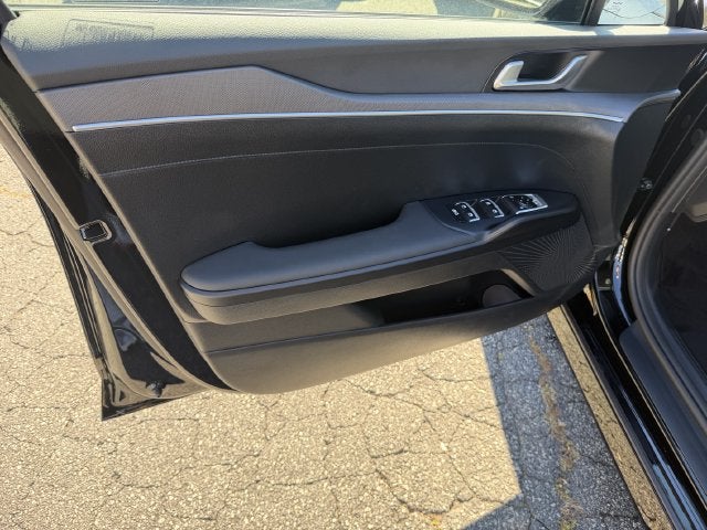 2027 Kia K5 LXS