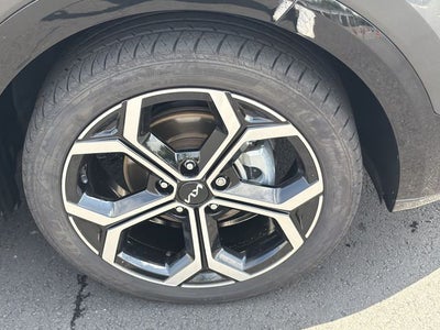 2024 Kia Niro EX Touring Certified Pre-Owned!