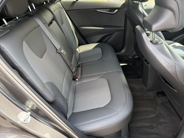 2024 Kia Niro EX Touring Certified Pre-Owned!