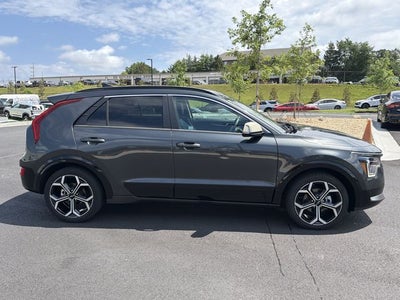 2024 Kia Niro EX Touring Certified Pre-Owned!