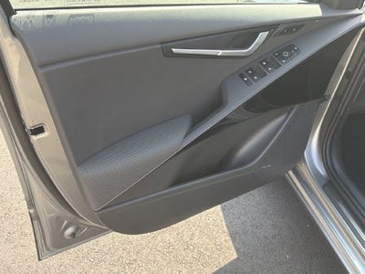 2025 Kia Niro SX