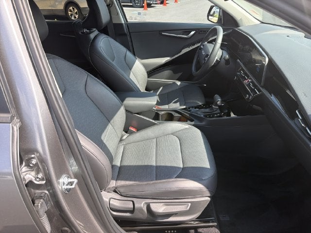 2025 Kia Niro SX
