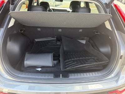 2025 Kia Niro SX