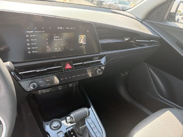 2025 Kia Niro SX