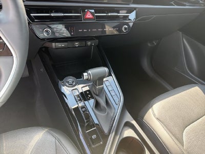2025 Kia Niro SX