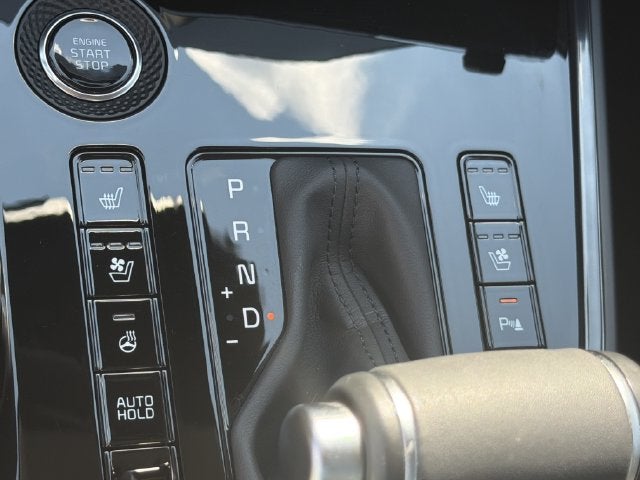 2025 Kia Niro SX
