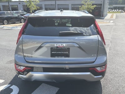 2025 Kia Niro SX