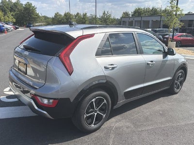 2025 Kia Niro SX