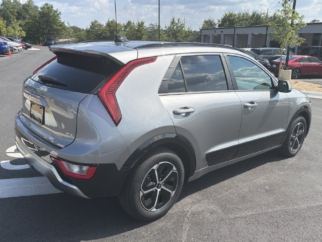 2025 Kia Niro SX