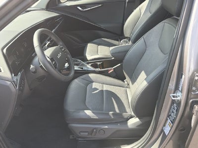 2025 Kia Niro SX