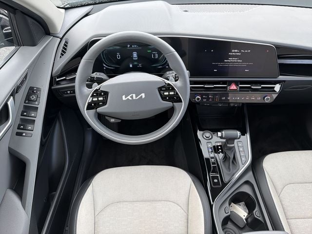 2025 Kia Niro SX Certified Pre-Owned!!