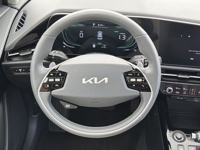2025 Kia Niro SX Certified Pre-Owned!!
