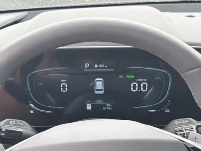 2025 Kia Niro SX Certified Pre-Owned!!