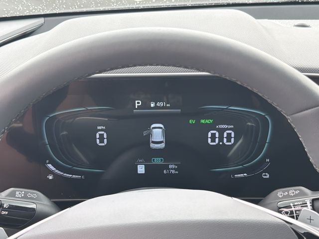 2025 Kia Niro SX Certified Pre-Owned!!