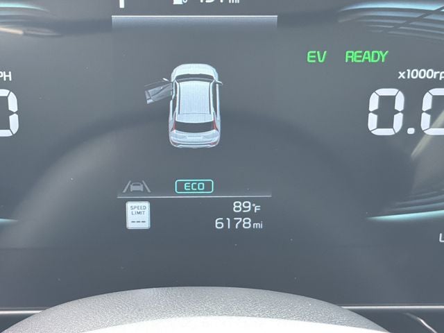 2025 Kia Niro SX Certified Pre-Owned!!