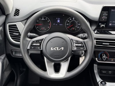 2023 Kia Seltos LX Certified Pre-Owned!!