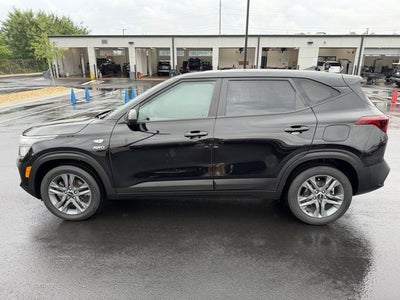 2023 Kia Seltos LX Certified Pre-Owned!!