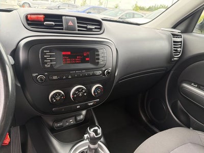 2016 Kia Soul Base