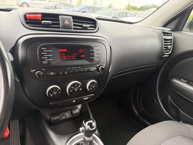 2016 Kia Soul Base