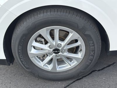 2022 Kia Carnival LXS