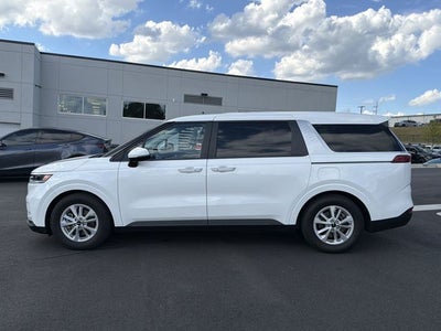 2022 Kia Carnival LXS