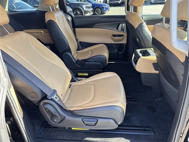 2023 Kia Carnival LX Certified Pre-Owned