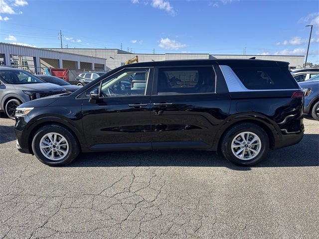 2023 Kia Carnival LX Certified Pre-Owned