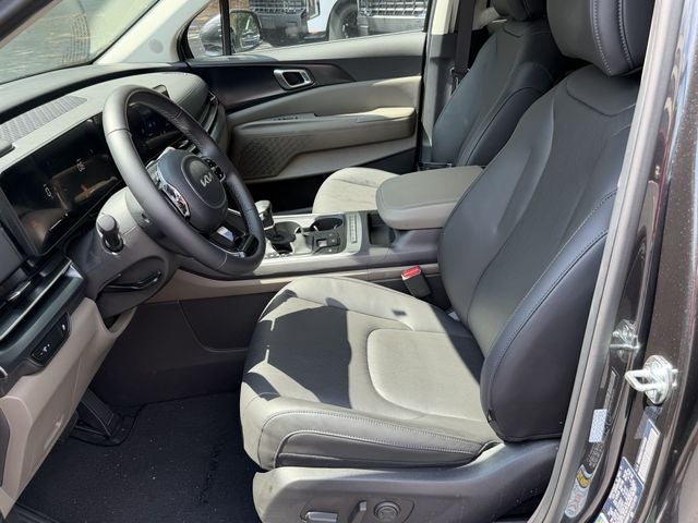 2026 Kia Carnival LXS Certified Pre-Owned!!